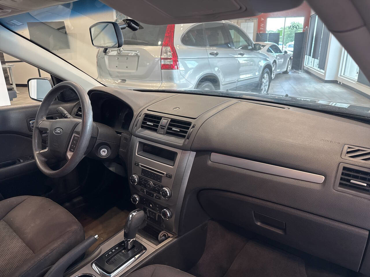 Used 2010 Ford Fusion SE FWD image 12