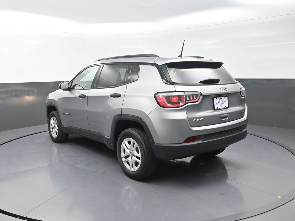 Used 2018 Jeep Compass Sport AWD/4WD image 8