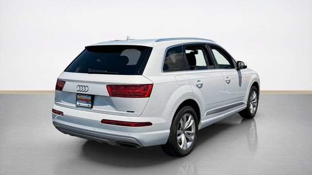 Used 2019 Audi Q7 2.0T Premium w/ Cold Weather Package AWD/4WD image 3
