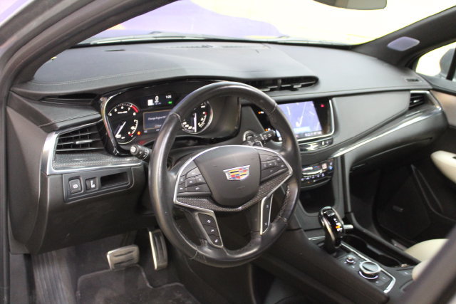 Used 2023 Cadillac XT5 Sportv AWD/4WD image 14