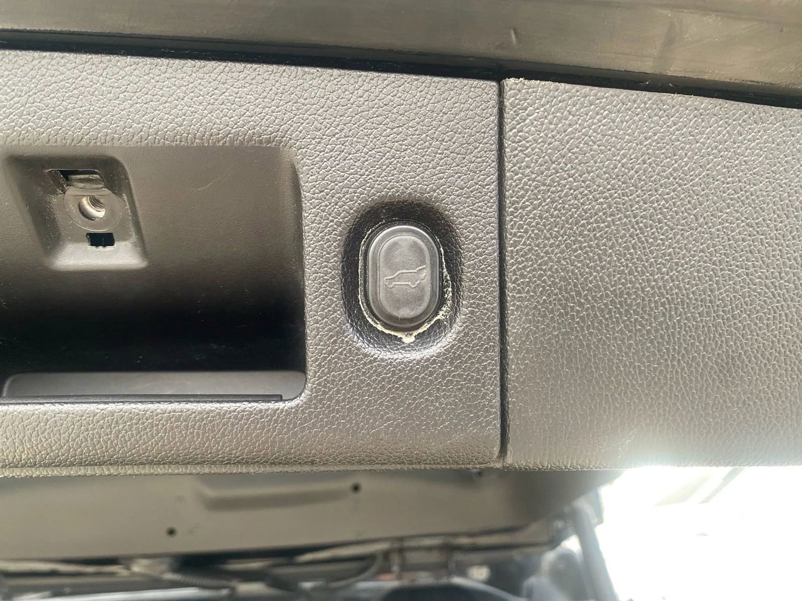 Used 2016 Chevrolet Tahoe LT image 8