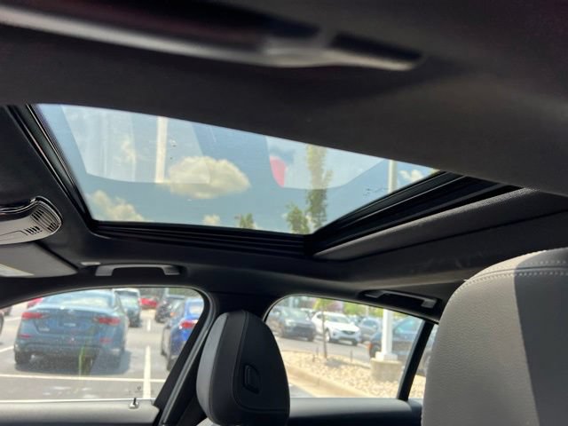 Used 2025 BMW 330i Sedan RWD image 25