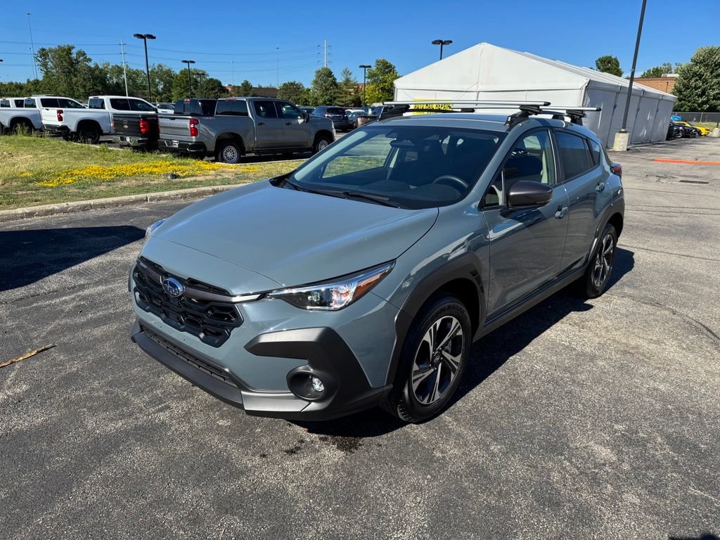 Used 2025 Subaru Crosstrek 2.5i Premium AWD/4WD image 3