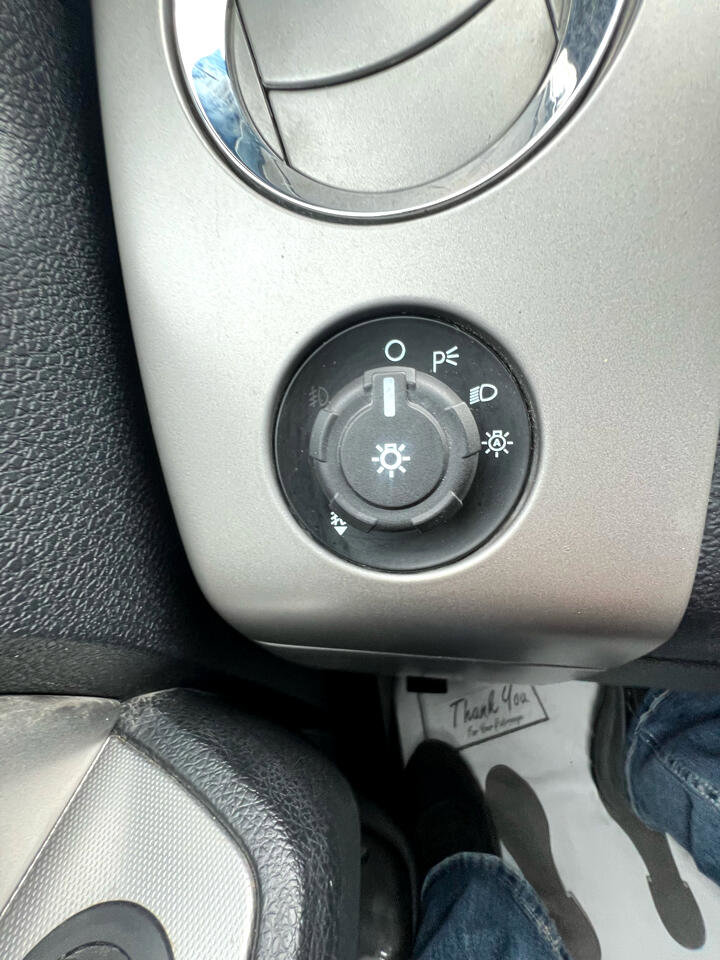 Used 2015 Ford Expedition XLT w/ Equipment Group 201A image 23