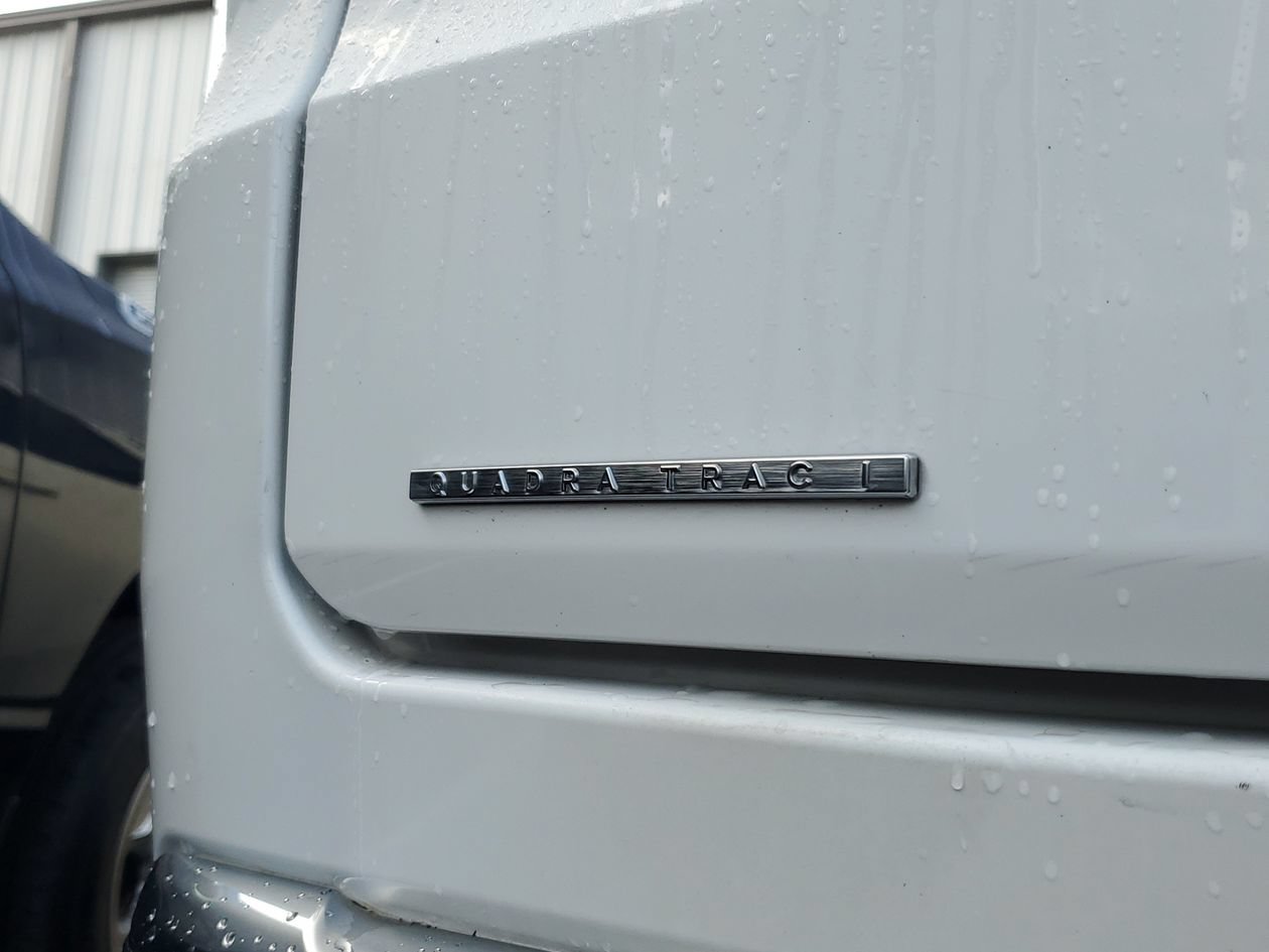 Used 2023 Jeep Wagoneer L Series II AWD/4WD image 7