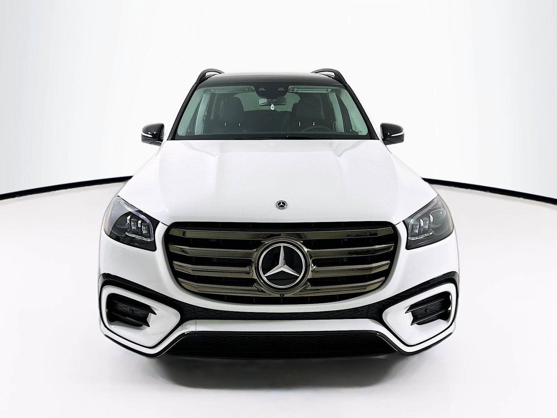 New 2026 Mercedes-Benz GLS 450 4MATIC image 2
