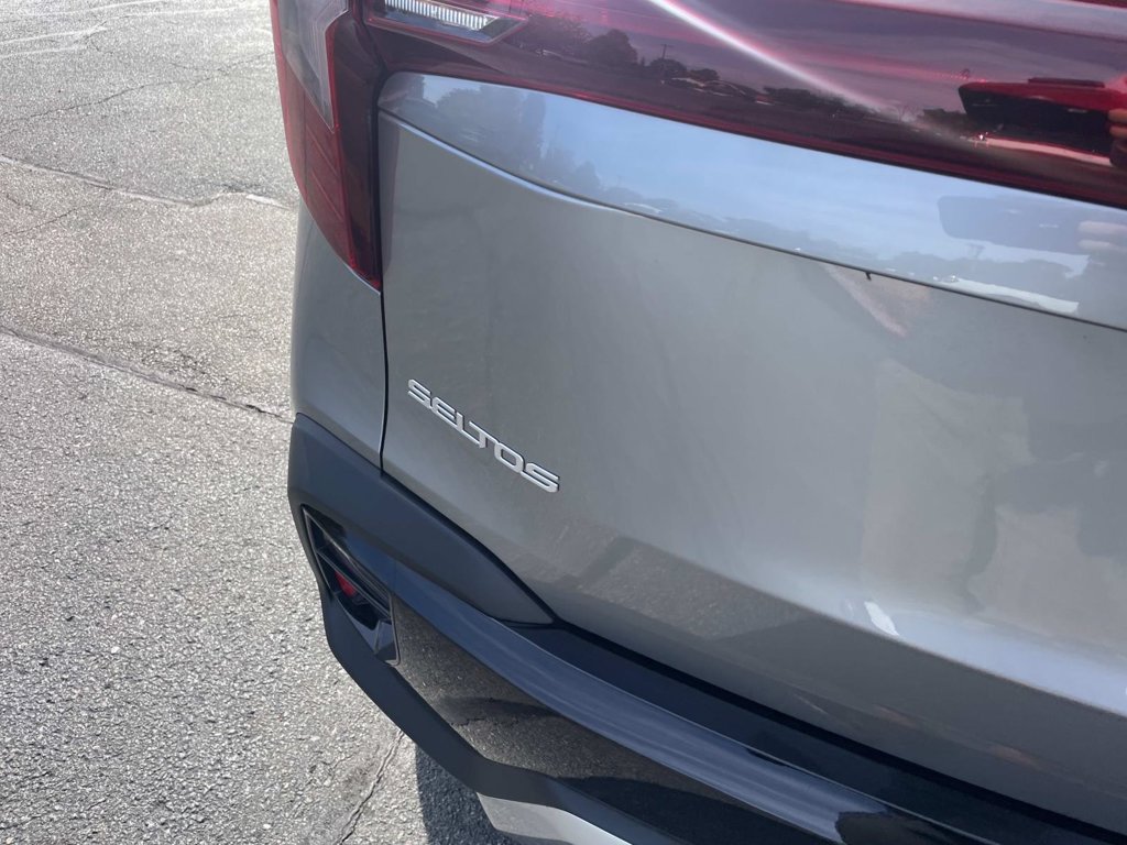 Used 2026 Kia Seltos S AWD/4WD image 5