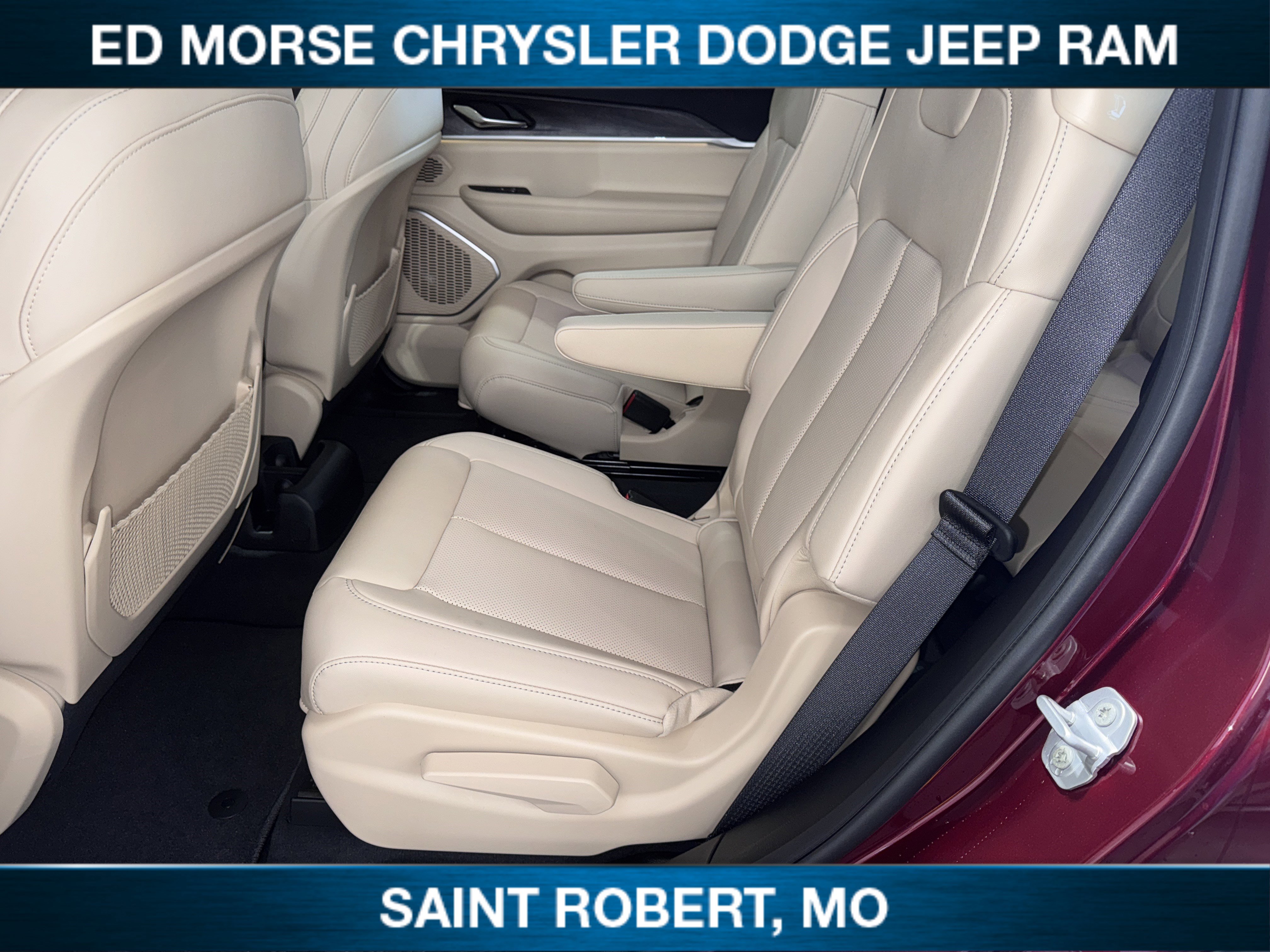 New 2025 Jeep Grand Cherokee L Limited w/ Luxury Tech Group II image 30