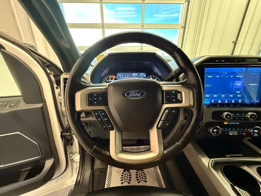 Used 2022 Ford F250 Lariat w/ Black Appearance Pkg image 25