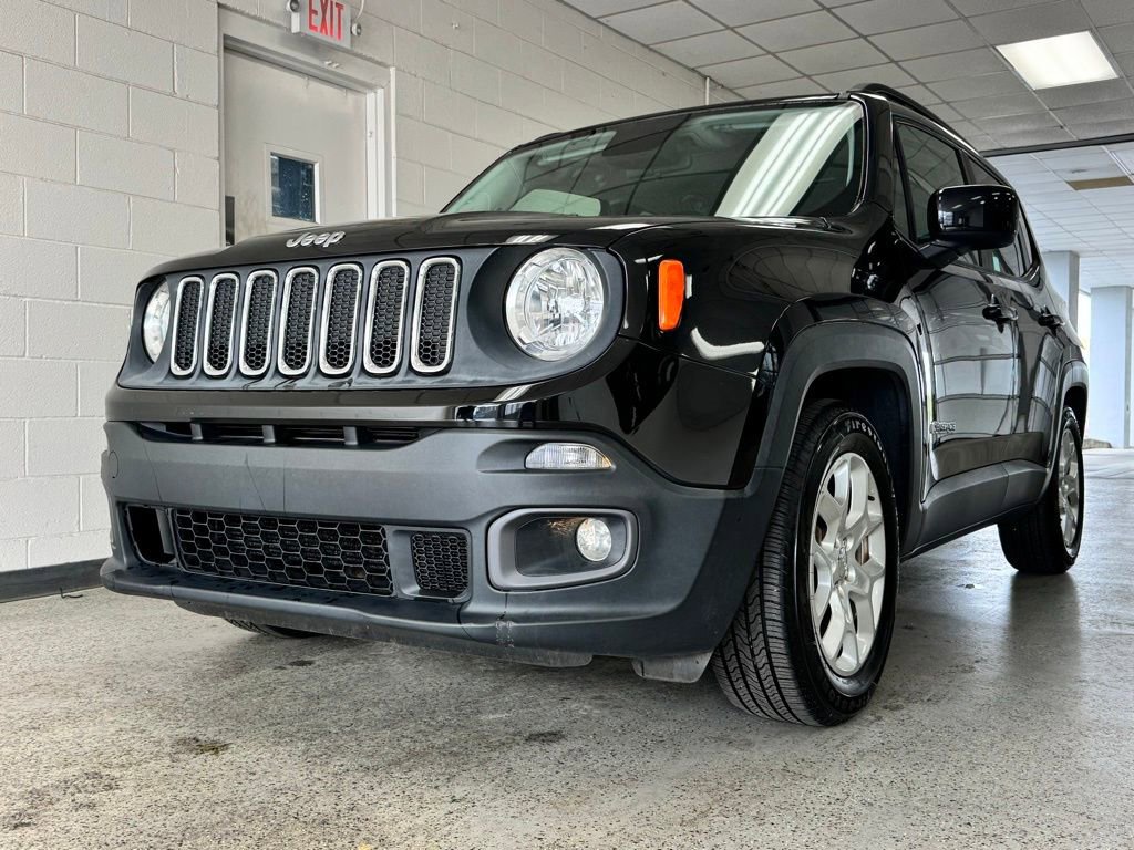 Used 2016 Jeep Renegade Latitude image 21