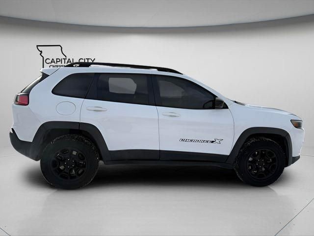 Used 2022 Jeep Cherokee Latitude w/ Sun & Sound Group image 9