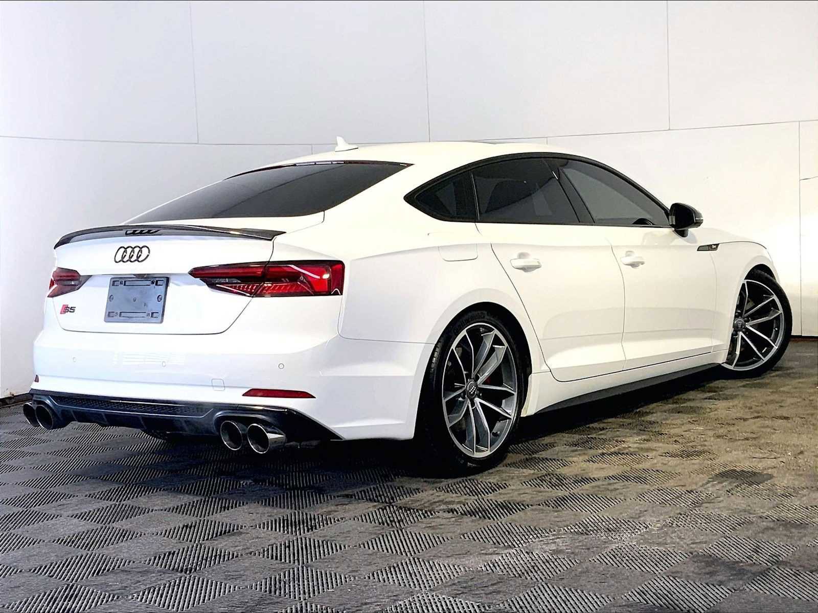 Used 2018 Audi S5 Prestige w/ S Sport Package image 7