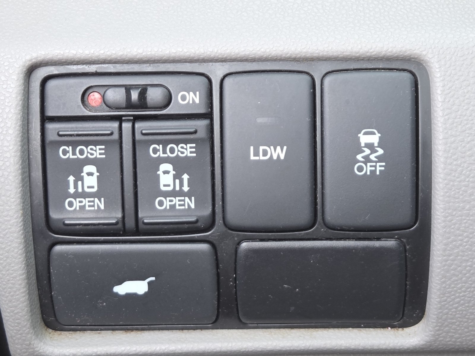 Used 2016 Honda Odyssey EX-L image 8