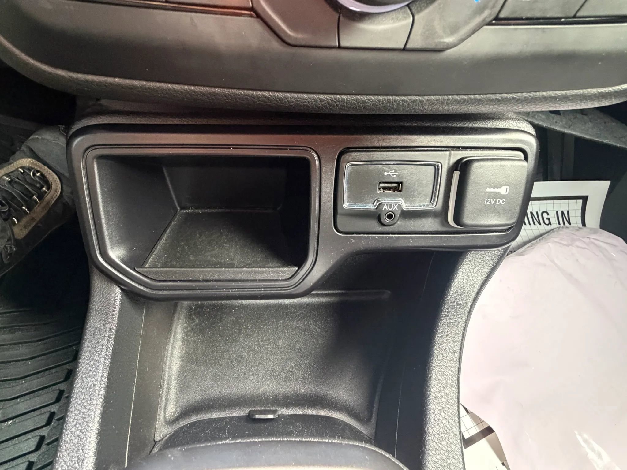 Used 2018 Jeep Renegade Limited FWD image 20