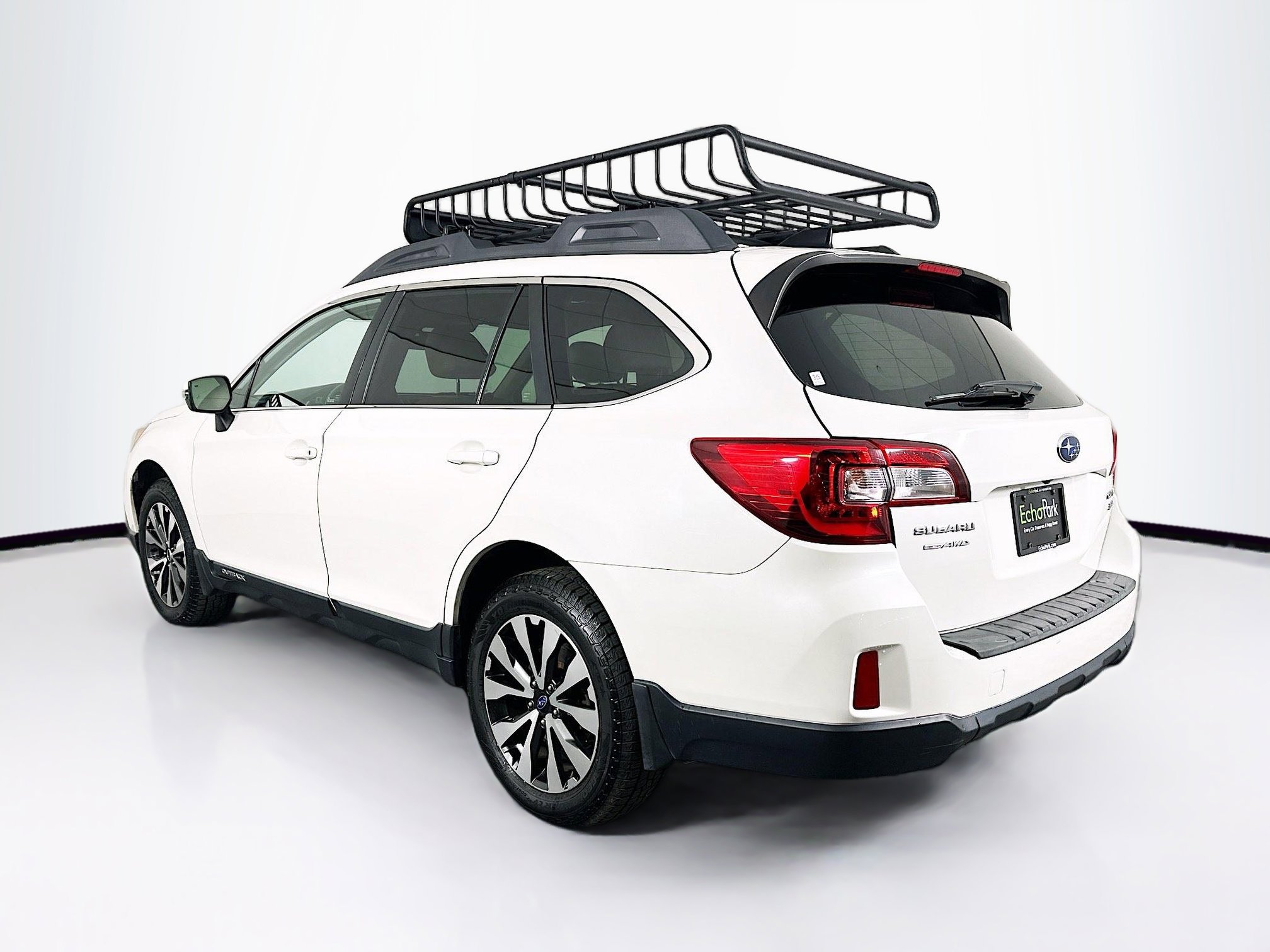 Used 2016 Subaru Outback 3.6R Limited image 5