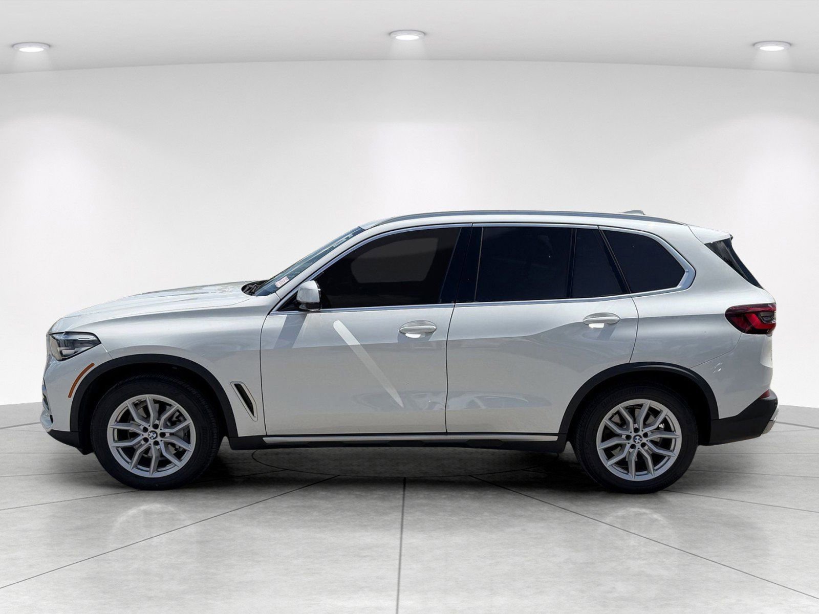 Used 2021 BMW X5 xDrive40i w/ Premium Package AWD/4WD image 7