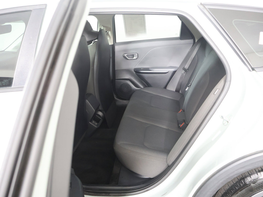Used 2025 Kia K4 FWD image 29