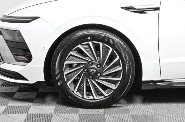 New 2025 Hyundai Sonata Limited FWD image 37