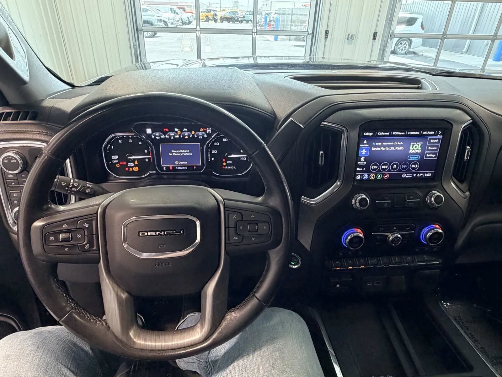 Used 2021 GMC Sierra 1500 Denali w/ Technology Package AWD/4WD image 31