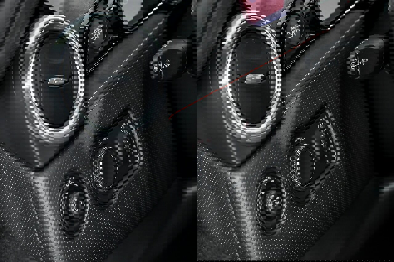 Used 2021 Lotus Evora image 23