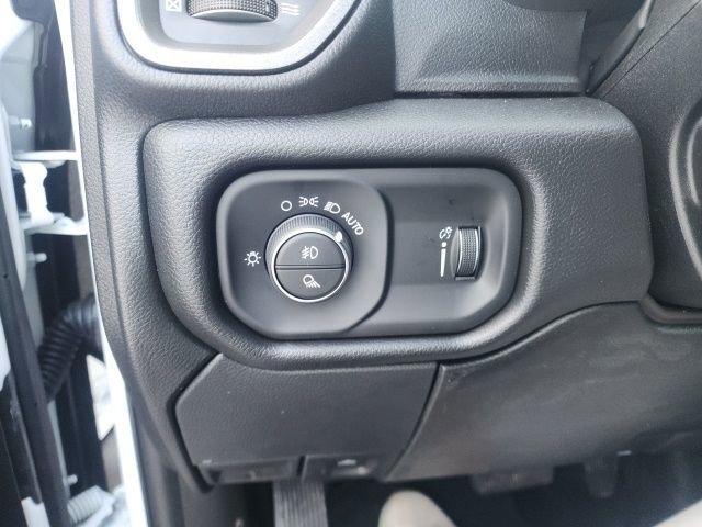 New 2026 RAM 2500 Tradesman AWD/4WD image 14