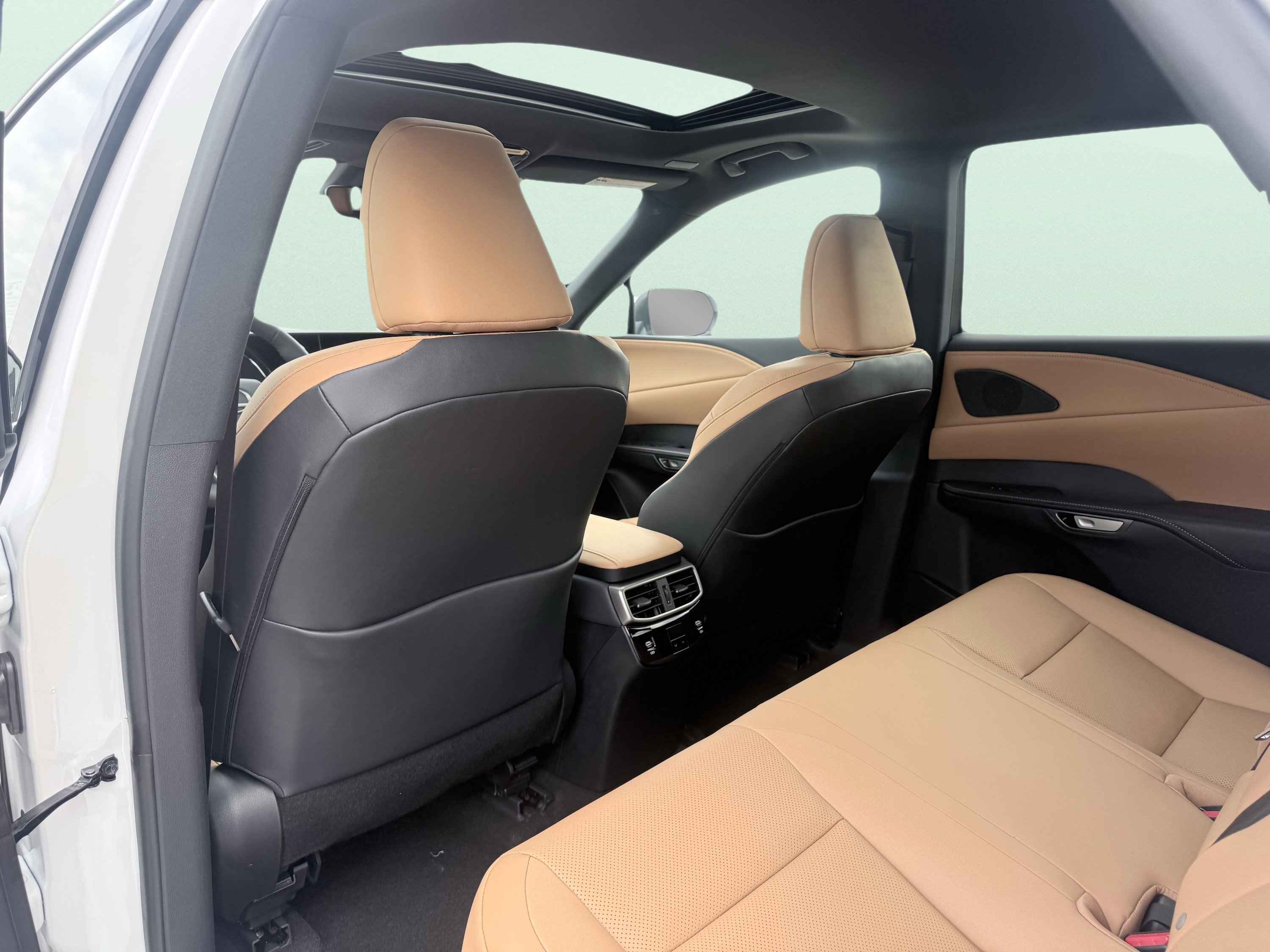 Used 2026 Lexus RX 350 FWD image 35