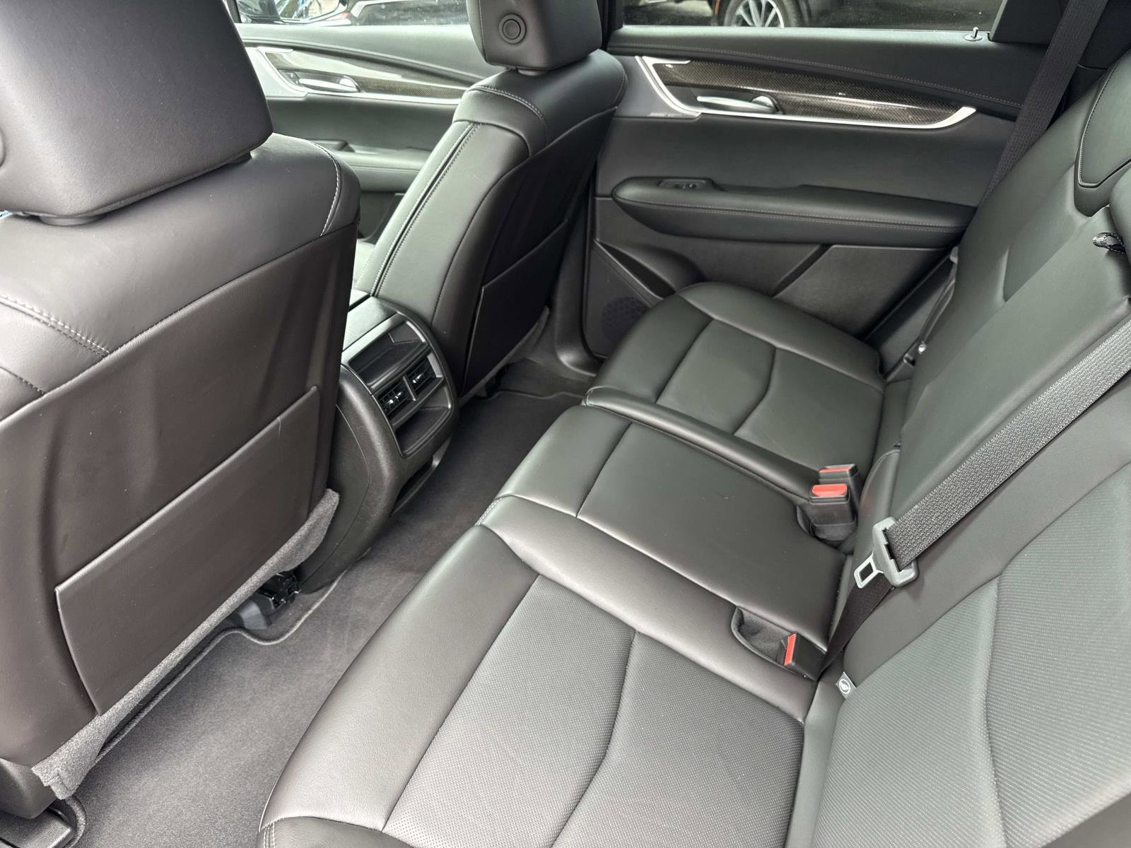 New 2025 Cadillac XT5 Sportv AWD/4WD image 14