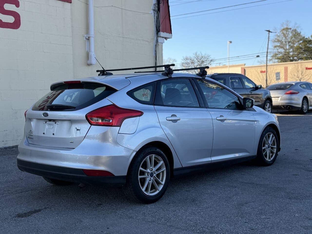 Used 2018 Ford Focus SE FWD image 7