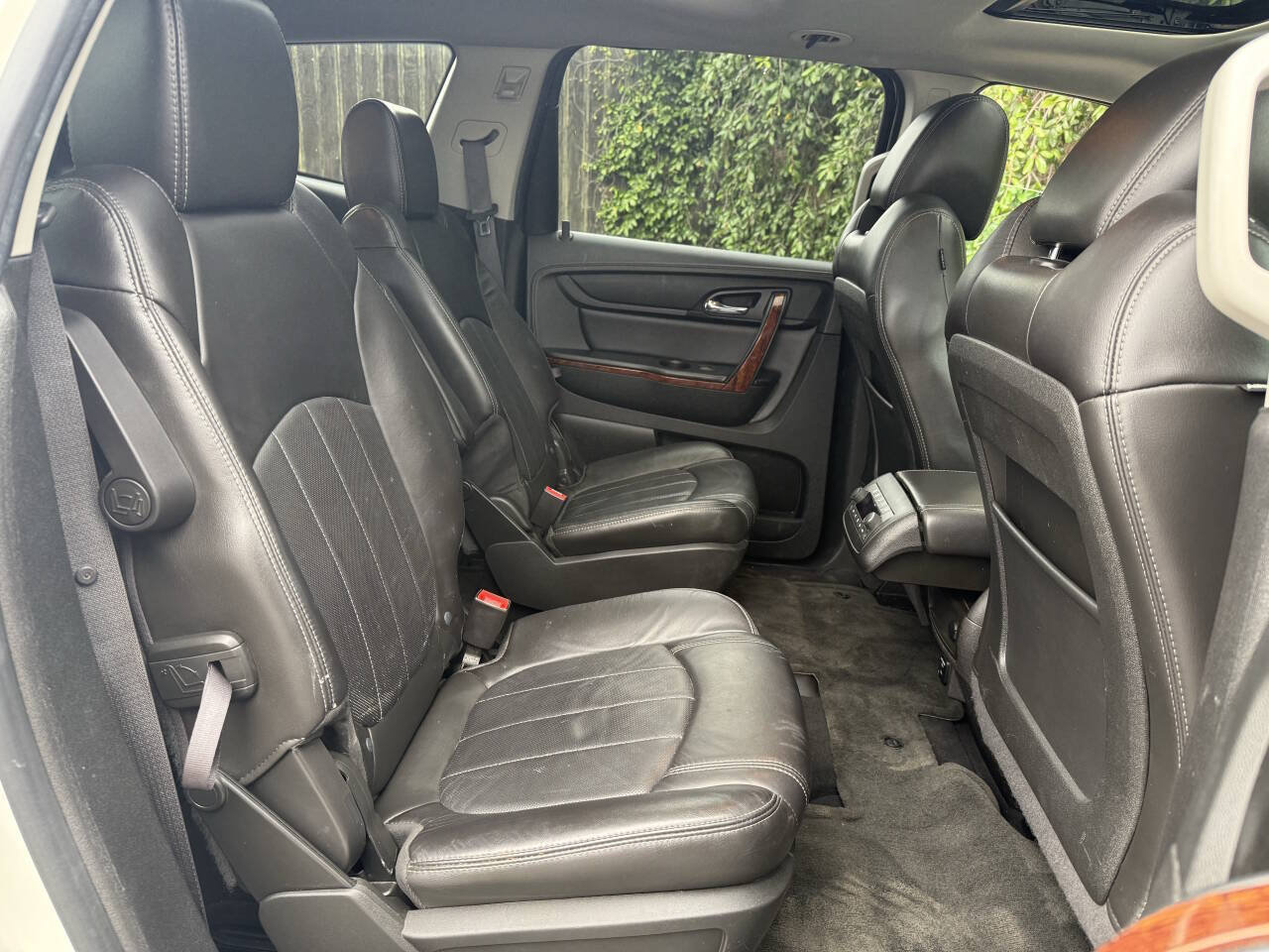 Used 2014 Chevrolet Traverse LTZ AWD/4WD image 17