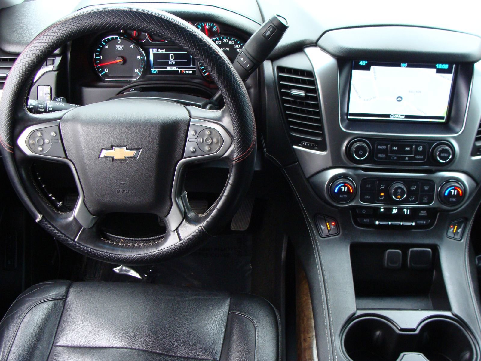 Used 2016 Chevrolet Suburban LT image 10