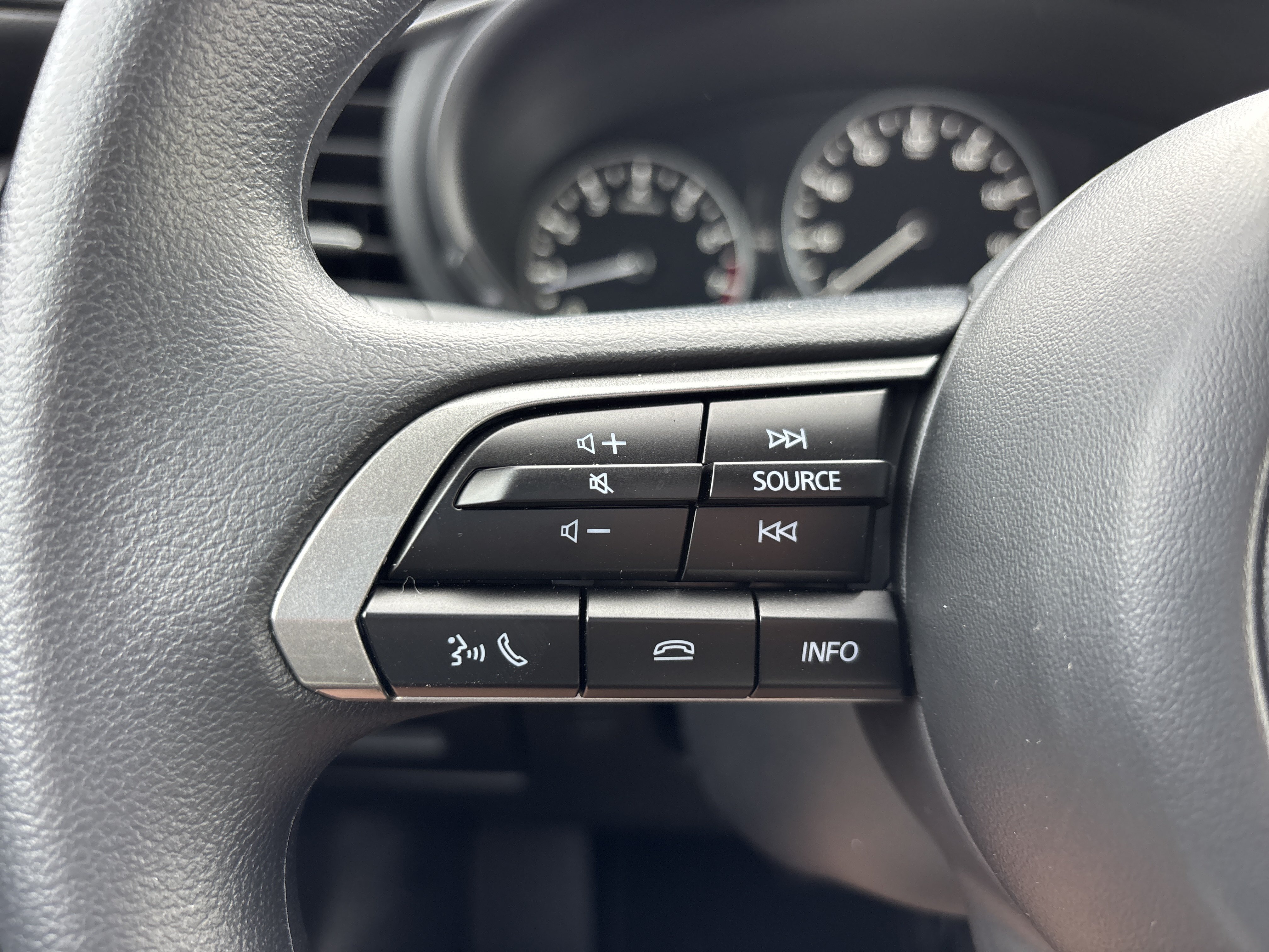 New 2026 MAZDA MAZDA3 s FWD image 21