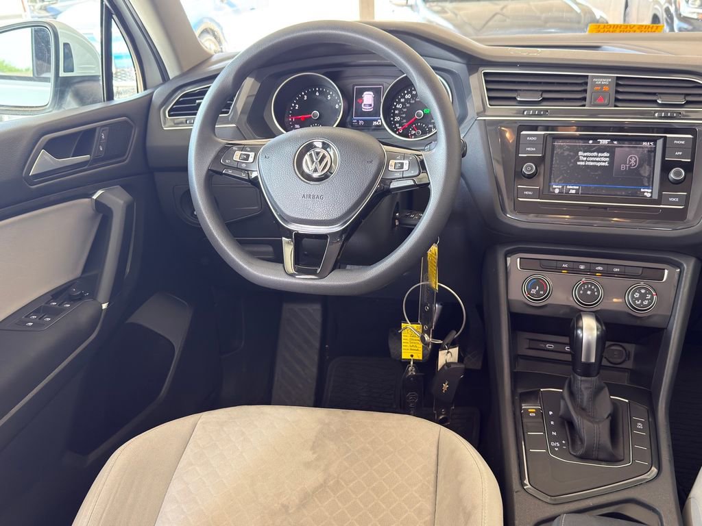 Used 2020 Volkswagen Tiguan S image 23