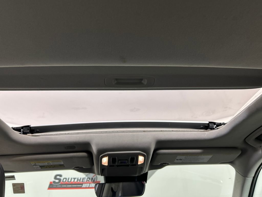 Used 2021 Toyota Highlander XLE image 20