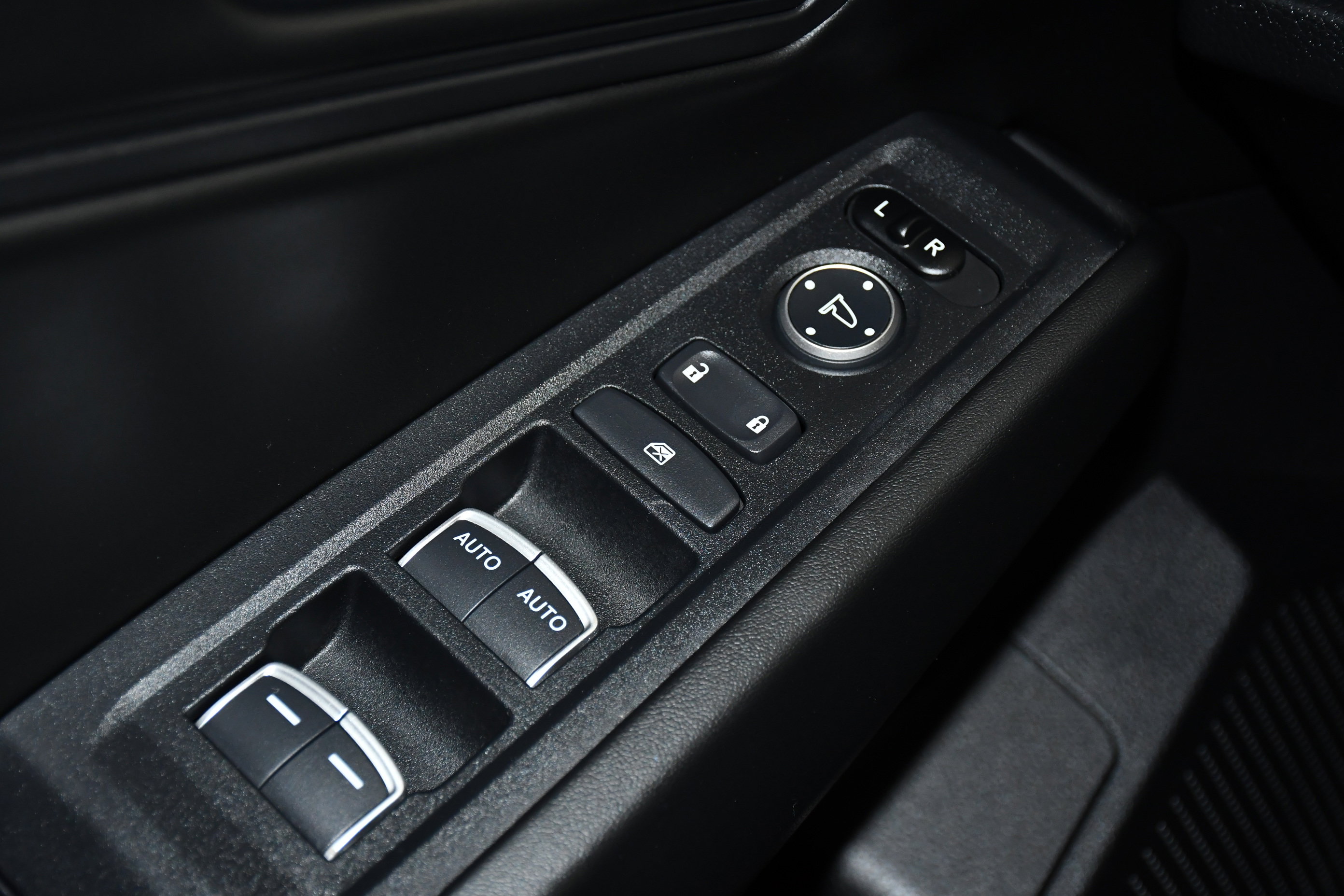 Certified 2024 Honda Accord EX image 33