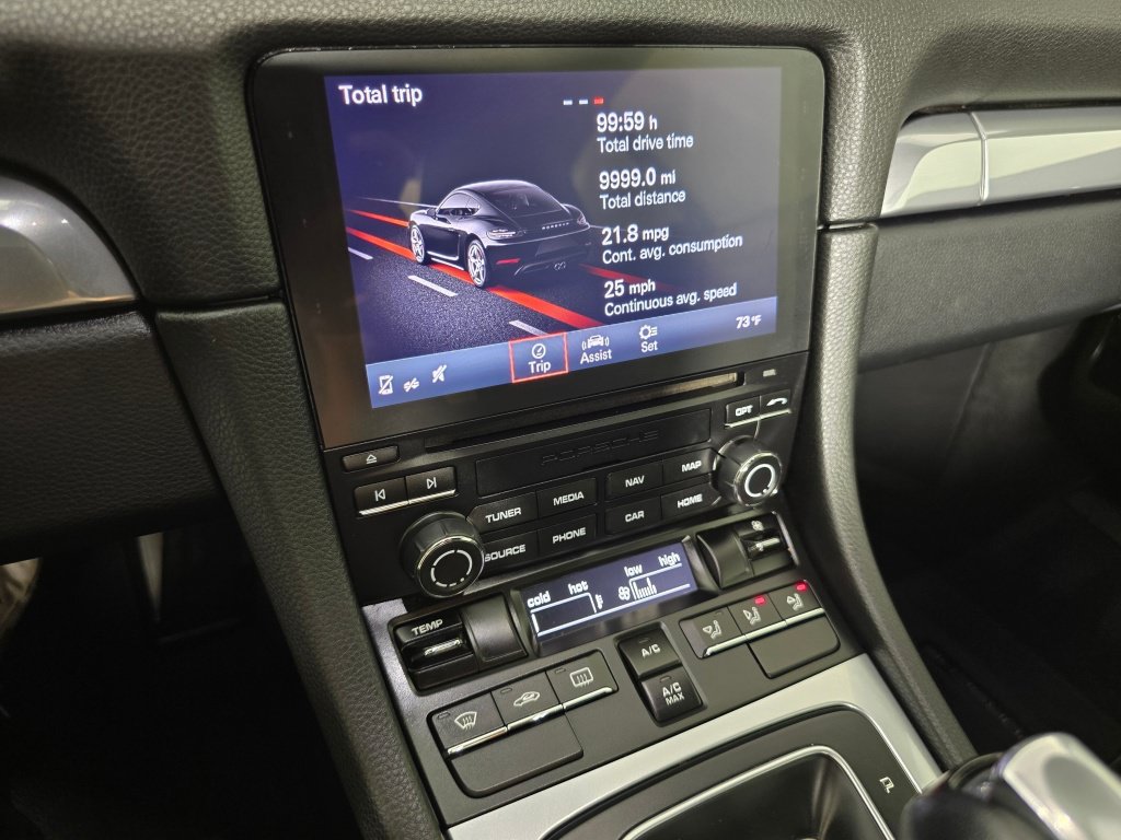 Used 2018 Porsche 718 Cayman RWD image 16