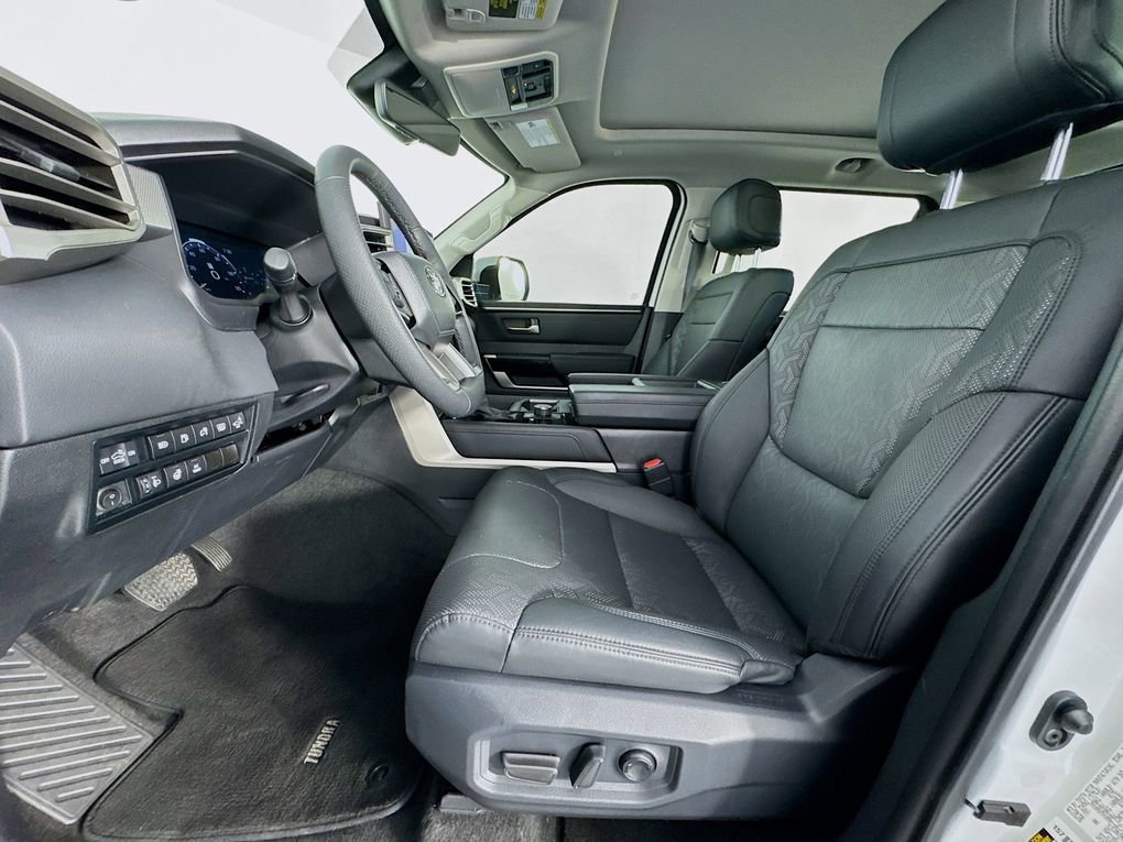 Used 2023 Toyota Tundra Limited w/ Power Package image 12