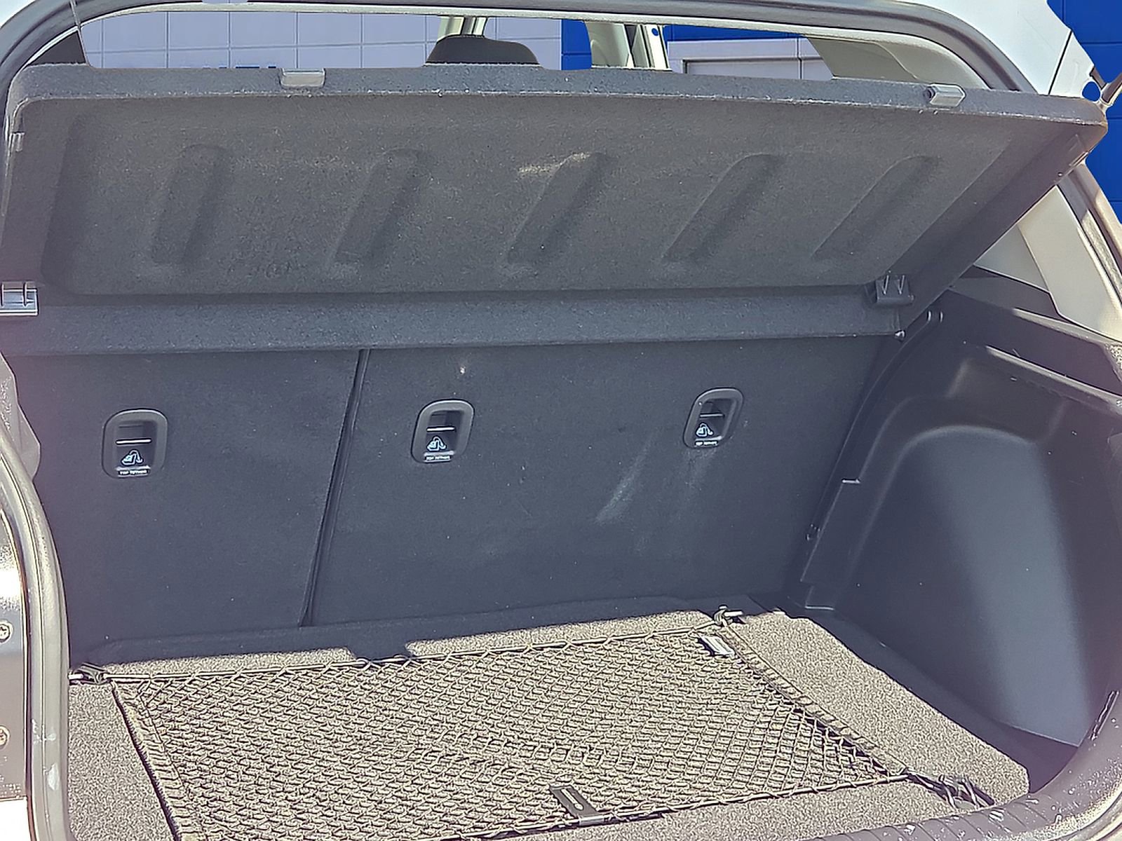 Used 2024 Hyundai Venue SEL FWD image 8