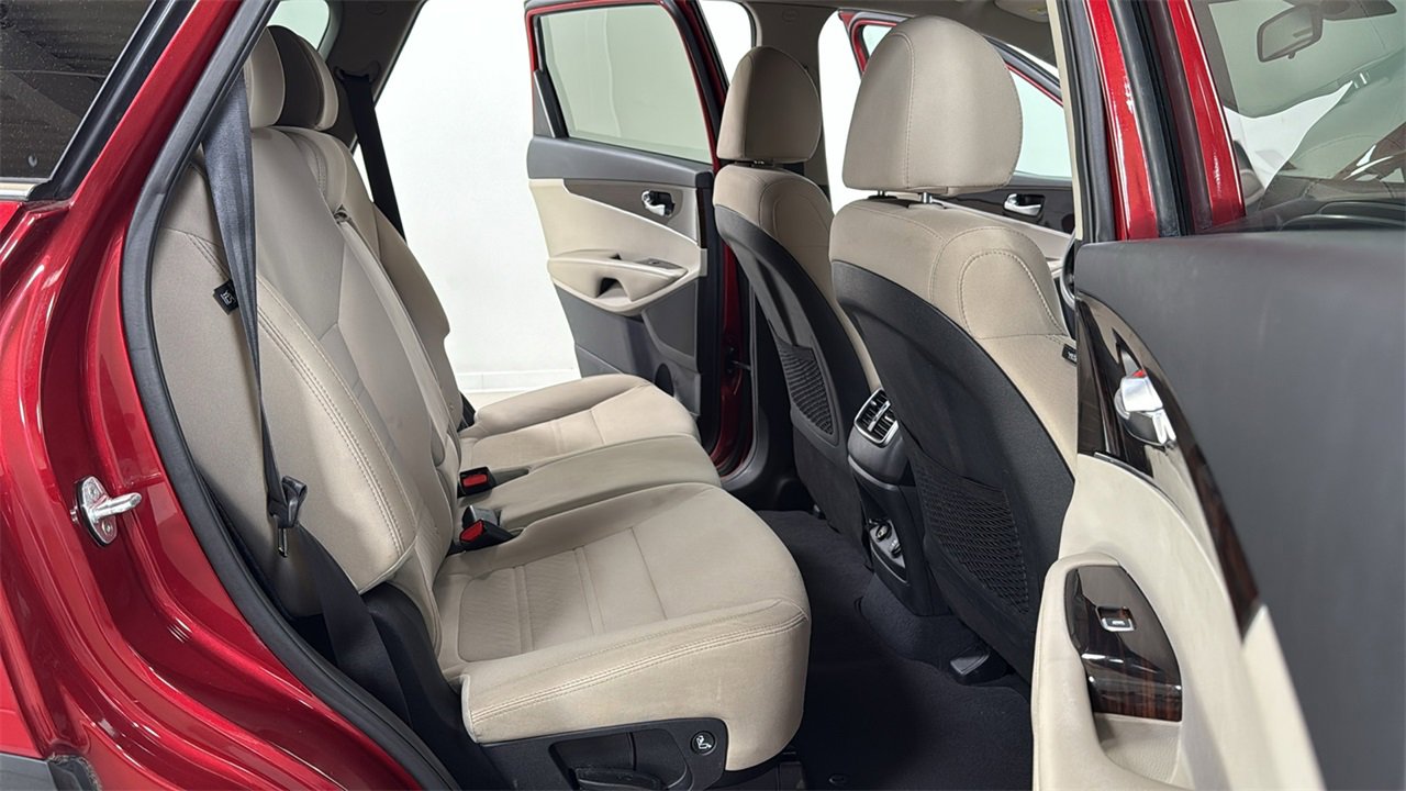 Used 2020 Kia Sorento LX w/ LX I4 Convenience Package image 18
