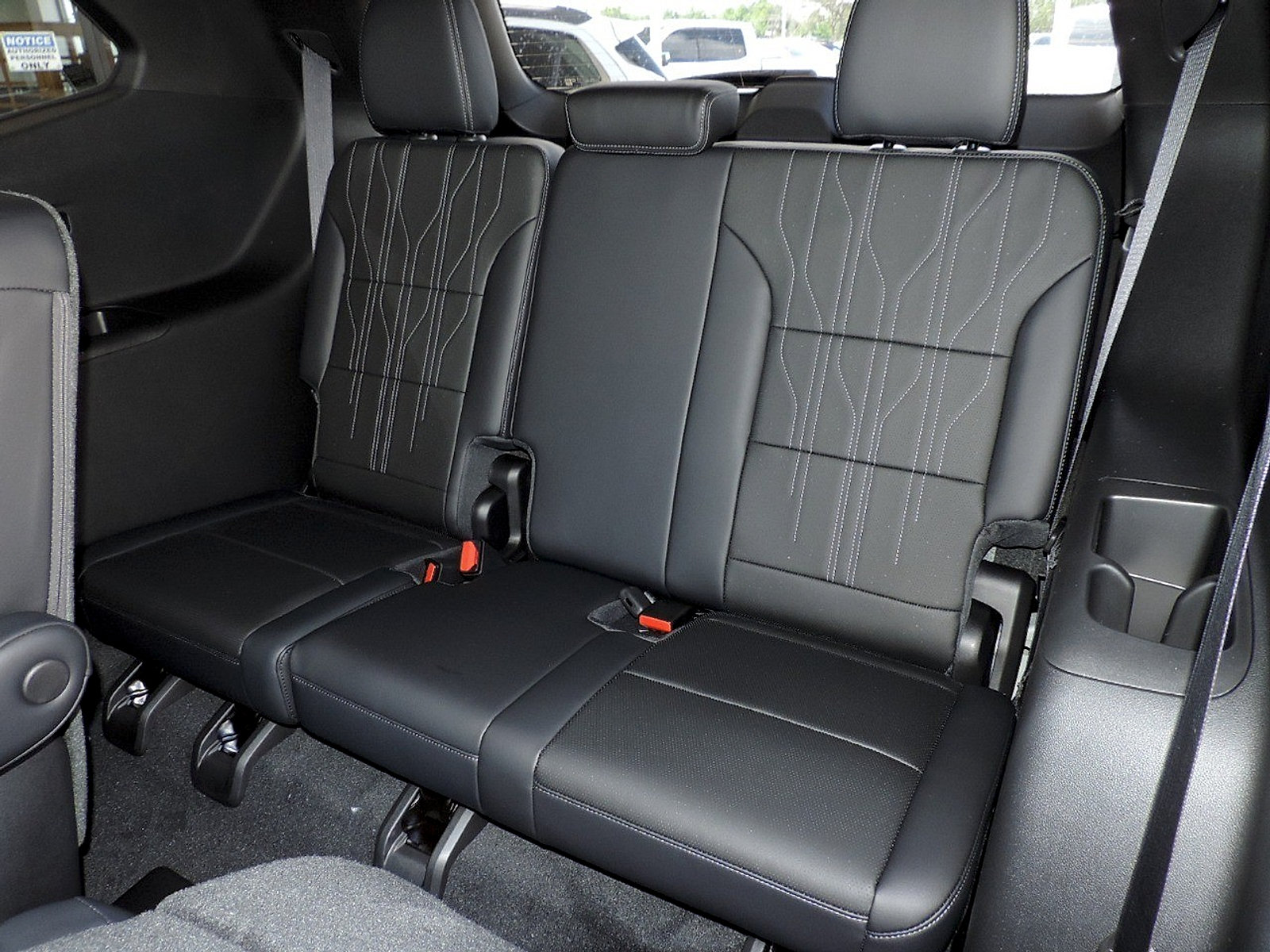 New 2026 Buick Enclave Avenir w/ Super Cruise Package FWD image 20