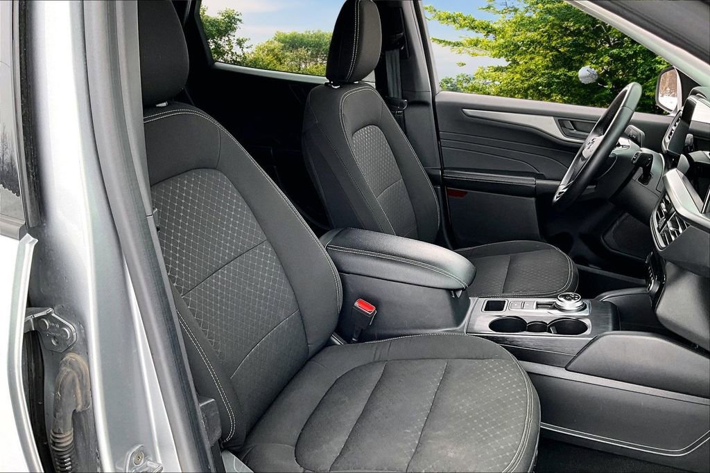 Certified 2024 Ford Escape Active w/ Tech Pack #1 image 7