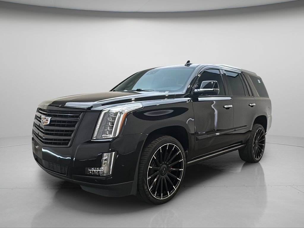 Used 2020 Cadillac Escalade Platinum AWD/4WD image 2