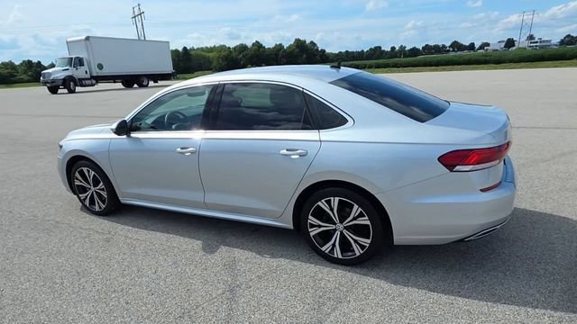 Used 2021 Volkswagen Passat 2.0T SE FWD image 7