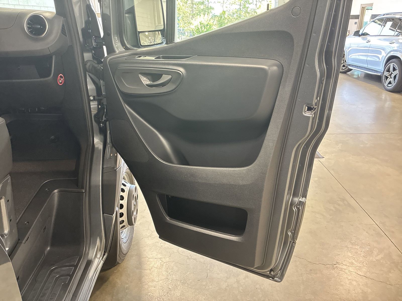 New 2025 Mercedes-Benz Sprinter 4500 image 17