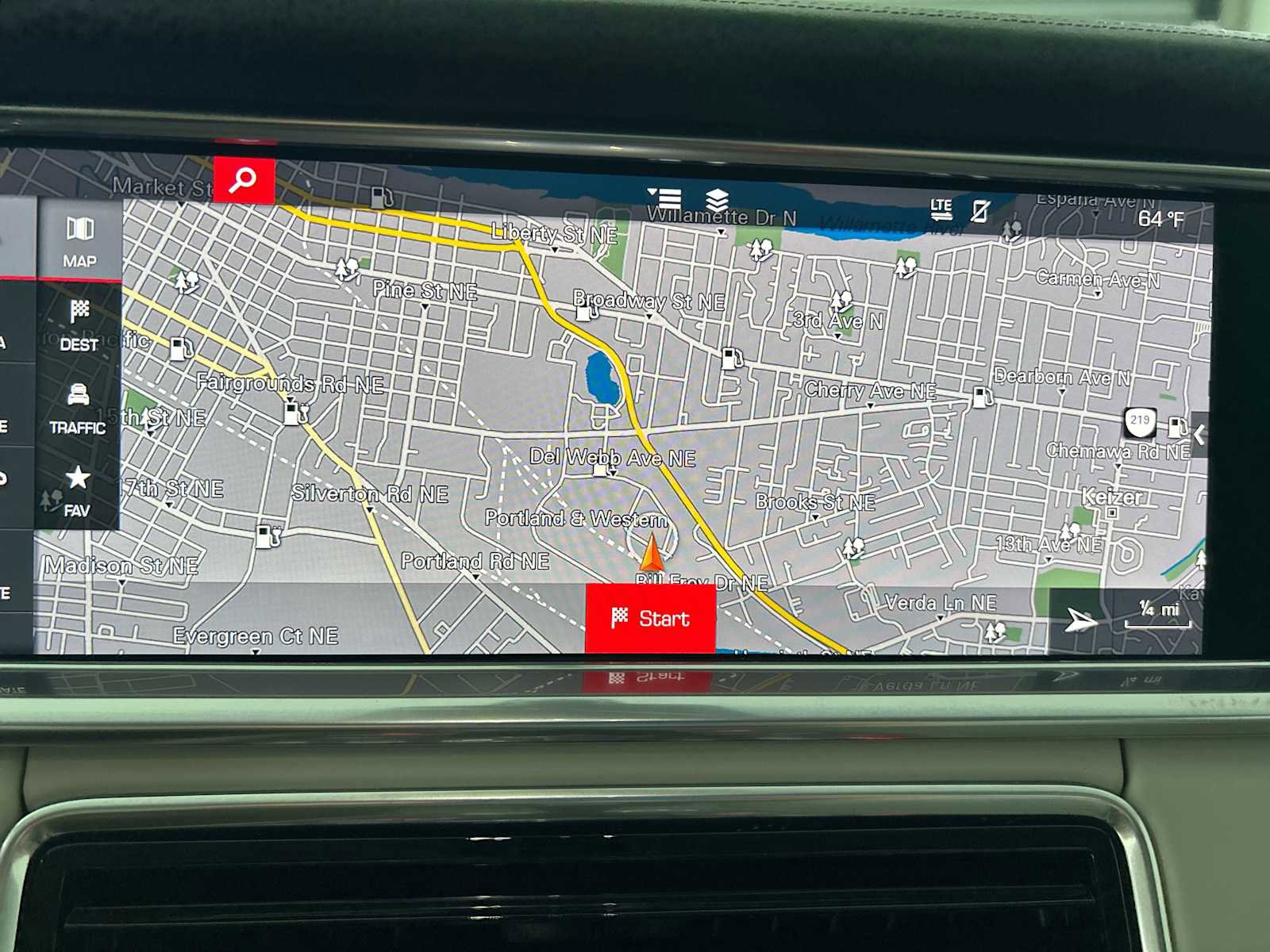 Used 2018 Porsche Panamera 4 Executive image 20