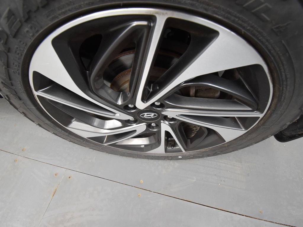 Used 2020 Hyundai Tucson Sport w/ Cargo Package image 9