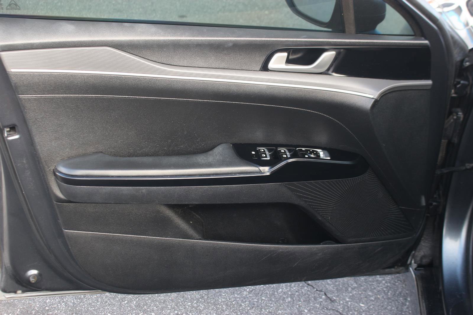 Used 2021 Kia K5 LXS image 11