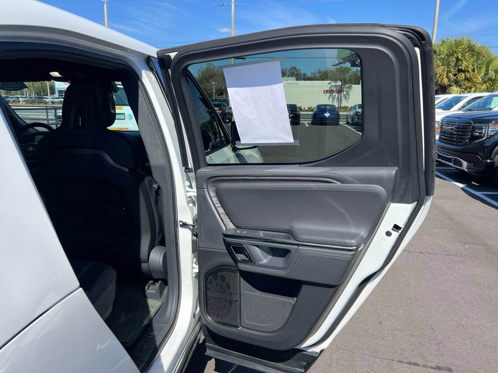 Used 2022 Rivian R1T Adventure image 46