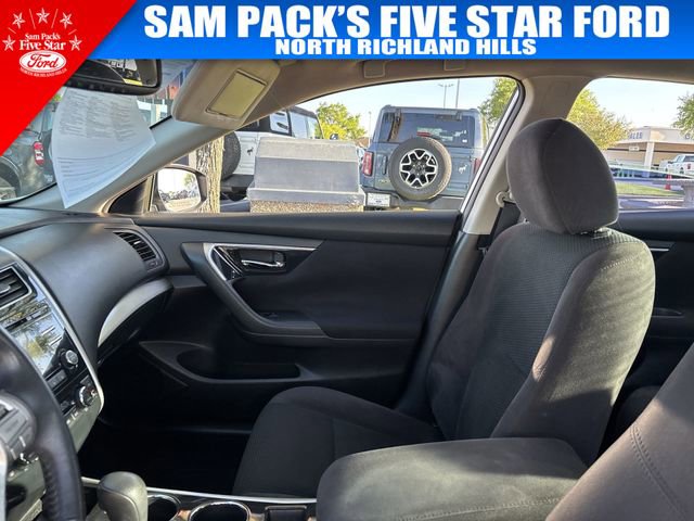 Used 2014 Nissan Altima 2.5 SV w/ Convenience Package image 13