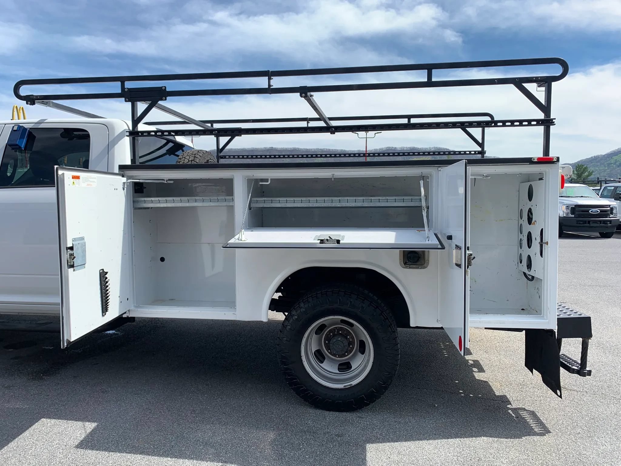 Used 2015 RAM 3500 Tradesman AWD/4WD image 26