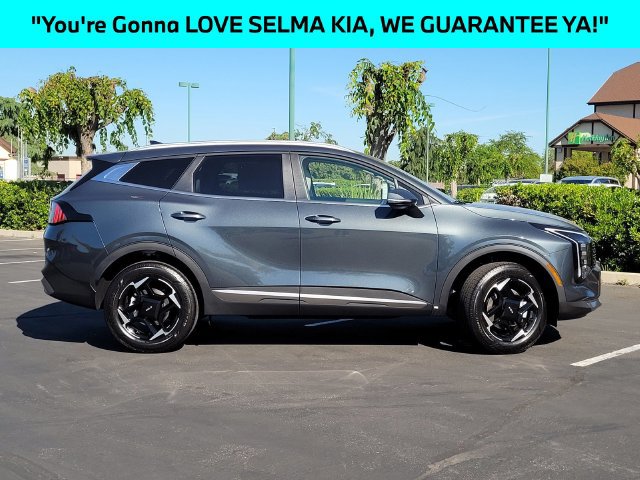 New 2026 Kia Sportage EX AWD/4WD image 3